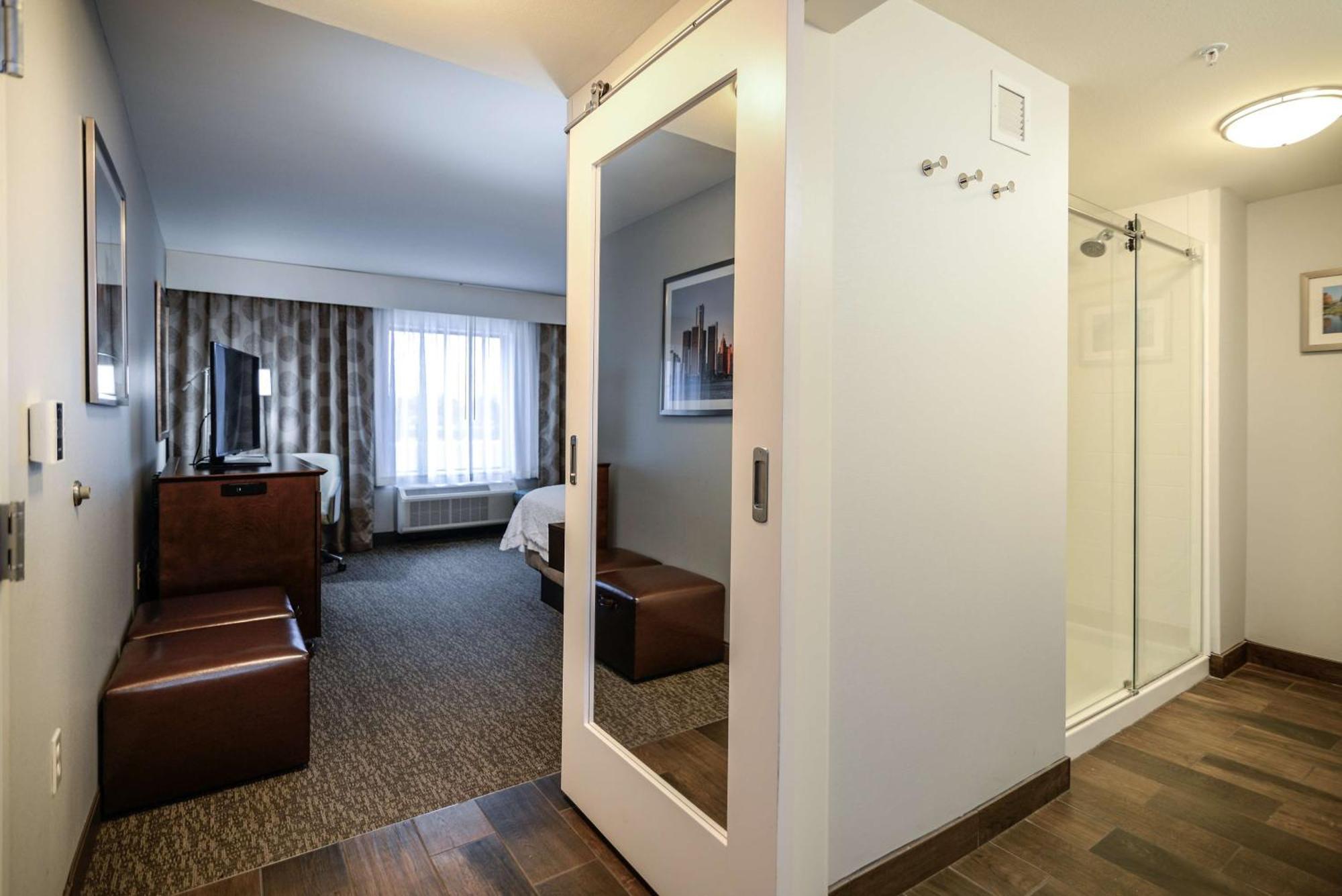 Hampton Inn Brighton Mi Extérieur photo