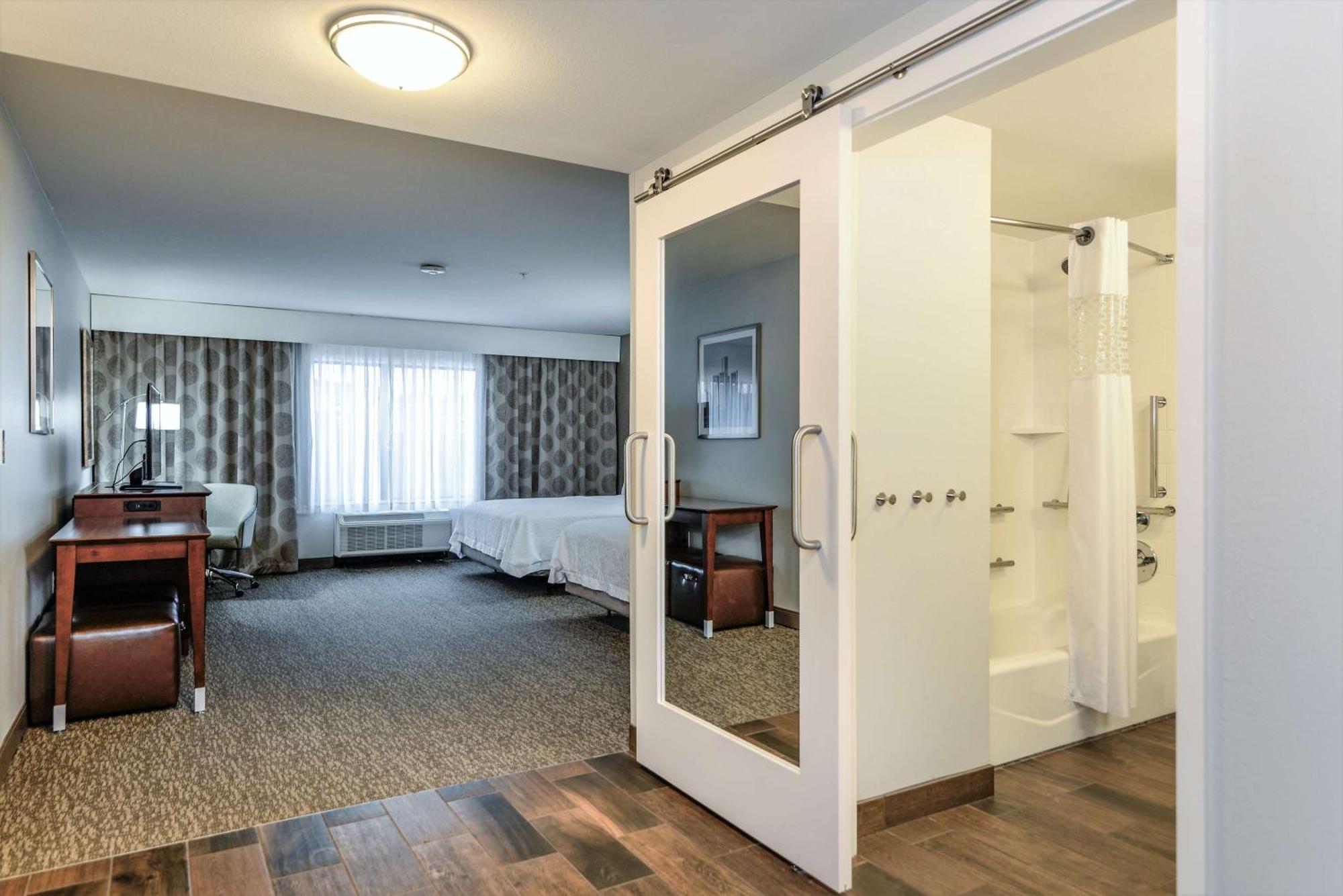 Hampton Inn Brighton Mi Extérieur photo