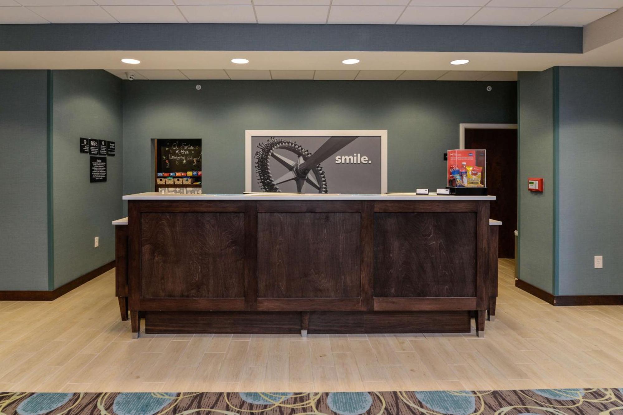 Hampton Inn Brighton Mi Extérieur photo